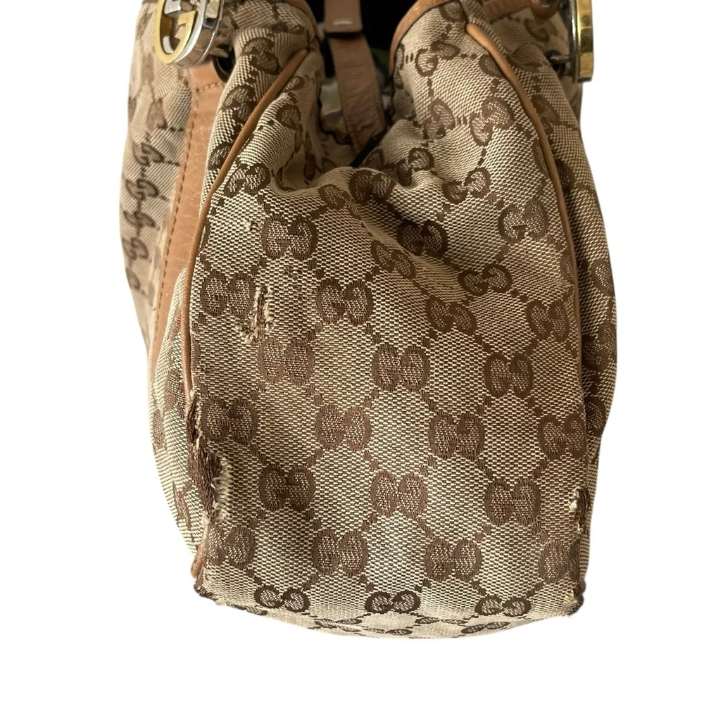 Gucci Beige Brown GG Canvas Shoulder Bag with Tan Trim - Picture 3 of 10